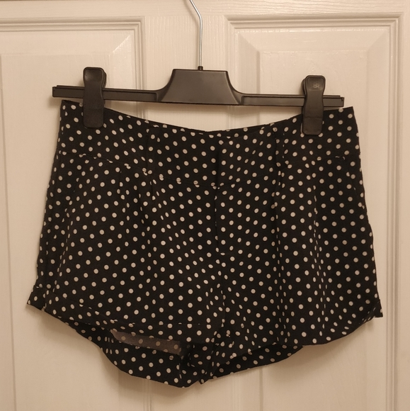 Polka dot shorts - Picture 1 of 4